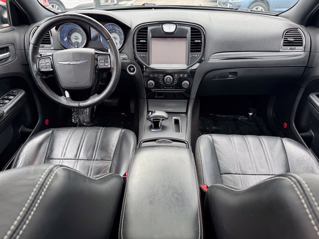 Used 2014 Chrysler 300 S RWD image 13