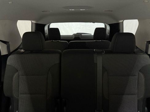 Used 2021 Chevrolet Traverse LT AWD/4WD image 25