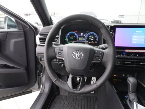New 2026 Toyota Camry XSE FWD image 17