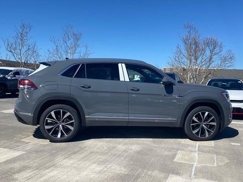 New 2026 Volkswagen Atlas Cross Sport SEL Premium R-Line AWD/4WD image 2