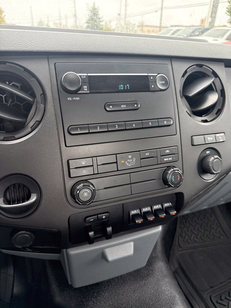 Used 2013 Ford F250 XL RWD image 11