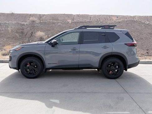 Used 2026 Nissan Rogue SV AWD/4WD image 5