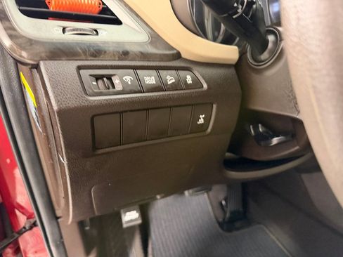 Used 2017 Hyundai Santa Fe Sport image 15