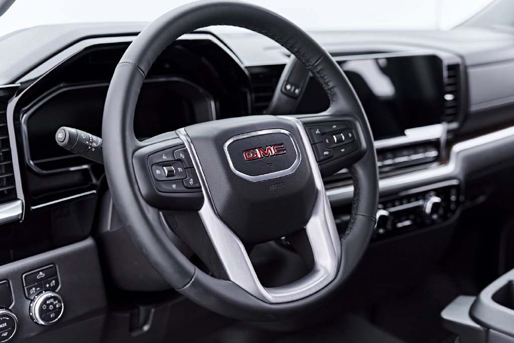 Used 2025 GMC Sierra 1500 Elevation RWD image 48