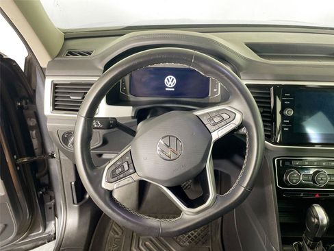 Used 2022 Volkswagen Atlas SE FWD image 18