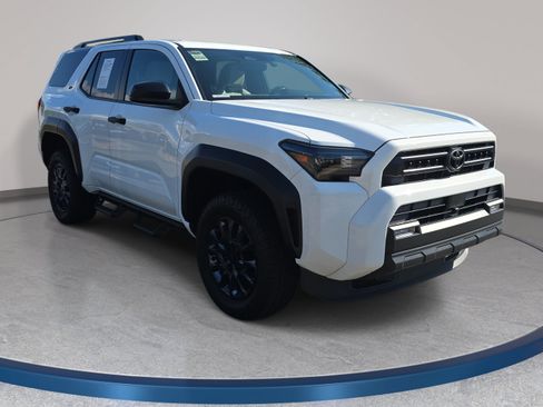 Used 2025 Toyota 4Runner SR5 RWD image 3