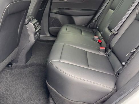 Used 2025 Nissan Murano SV AWD/4WD image 11