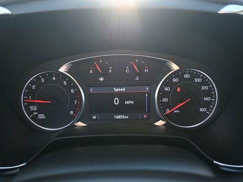 Used 2023 Chevrolet Blazer LT FWD image 45