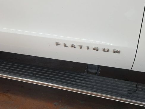 Used 2020 Ford Expedition Platinum AWD/4WD image 8