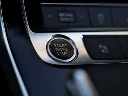 New 2026 Audi Q8 Premium image 39