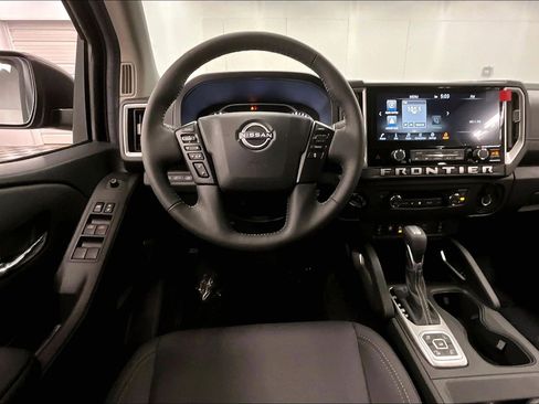 New 2026 Nissan Frontier SV w/ All-Weather Content Package AWD/4WD image 21