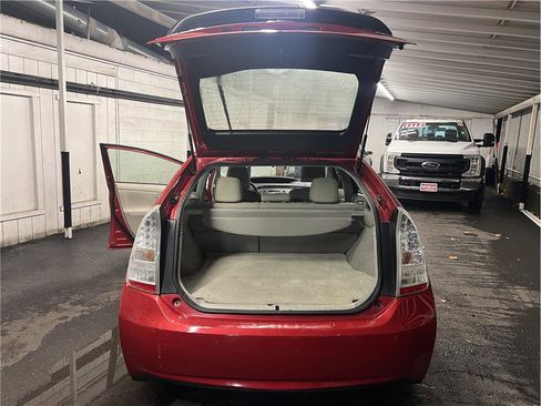 Used 2010 Toyota Prius Two image 5