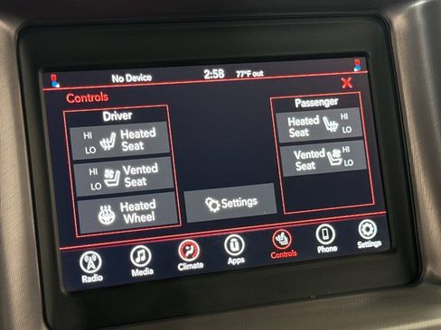 Used 2021 Dodge Charger SXT w/ Leather Interior Group image 4