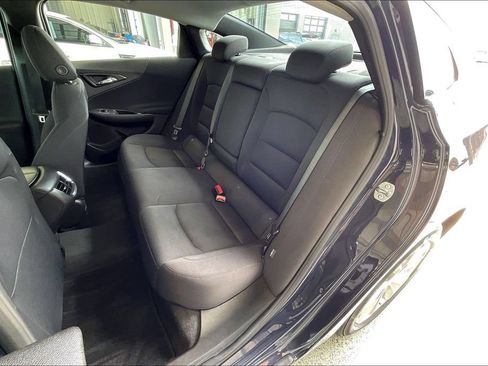 Used 2025 Chevrolet Malibu LT FWD image 26