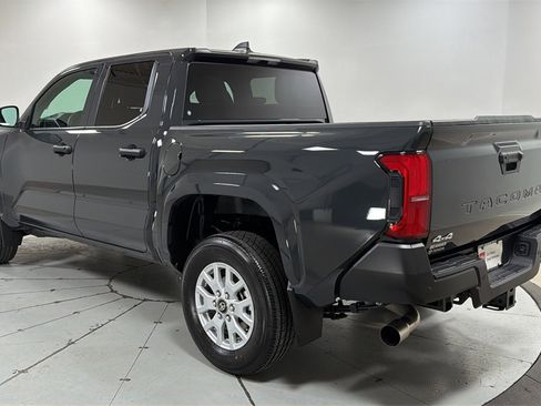 Certified 2024 Toyota Tacoma SR image 7