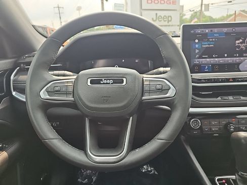 Certified 2023 Jeep Compass High Altitude AWD/4WD image 21