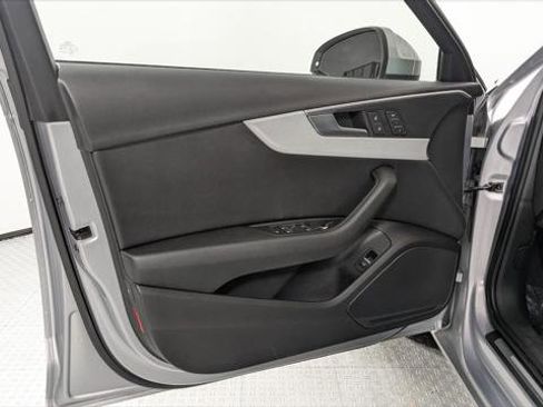 Used 2017 Audi A4 2.0T Premium image 13