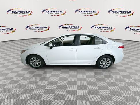 Used 2020 Toyota Corolla LE image 5