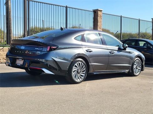 New 2026 Hyundai Sonata SEL image 2