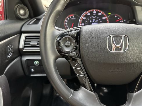 Used 2017 Honda Accord EX-L image 19