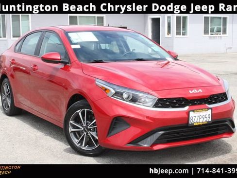 Used 2022 Kia Forte LXS FWD image 1