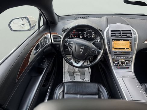 Used 2019 Lincoln MKZ Reserve w/ Reserve Plus Package image 15