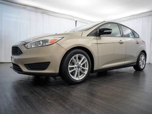 Used 2016 Ford Focus SE FWD image 29