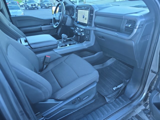 Used 2025 Ford F150 XLT w/ Equipment Group 302A MID AWD/4WD image 18