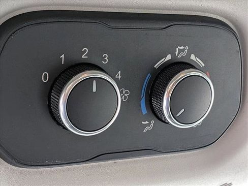 Used 2019 Ford Transit 350 XL image 12