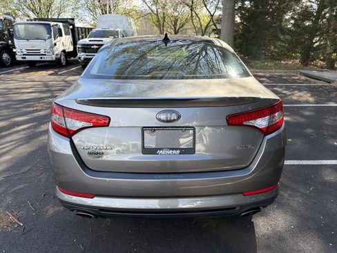 Used 2013 Kia Optima SX w/ Limited Pkg image 9