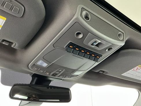 Used 2019 Ford F350 Lariat AWD/4WD image 23
