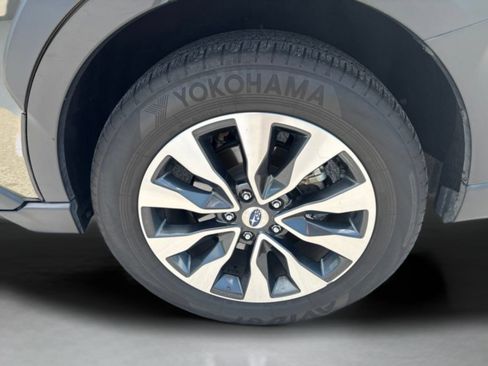 Used 2024 Subaru Outback Touring AWD/4WD image 33