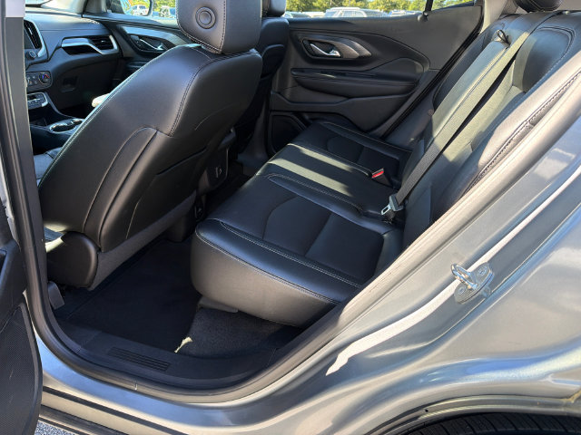 Used 2023 GMC Terrain SLT w/ Infotainment Package II FWD image 21