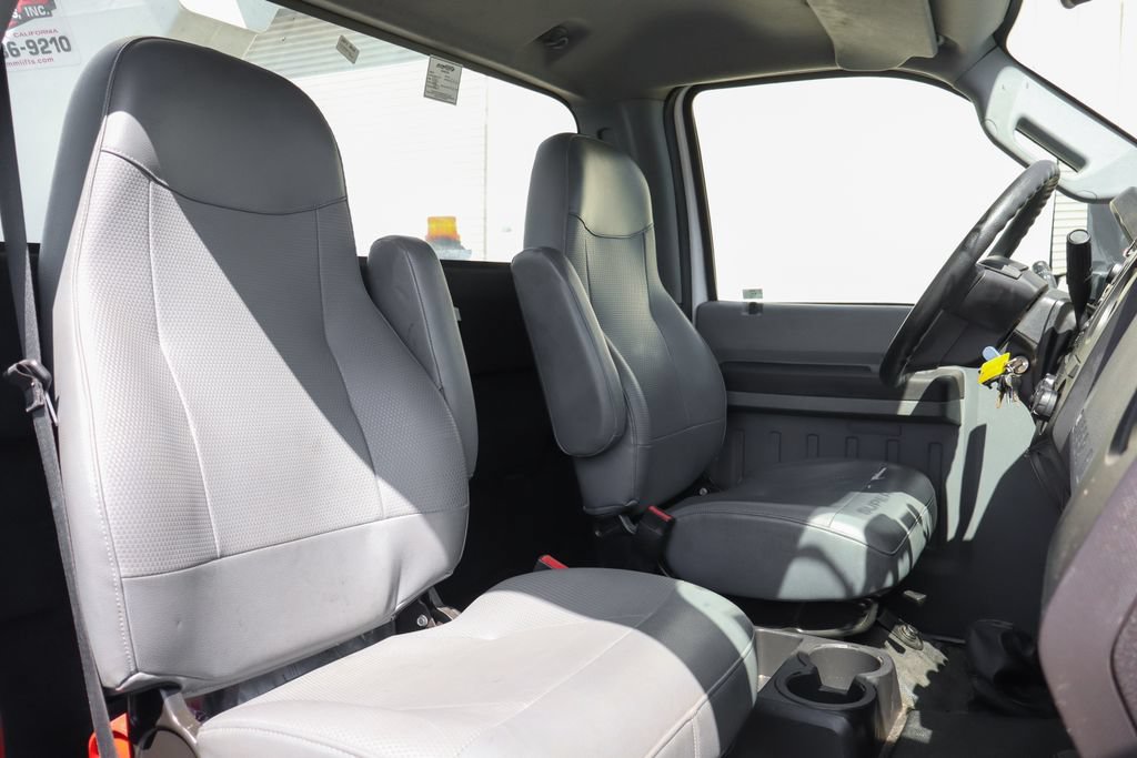 Used 2019 Ford F650 2WD Regular Cab Super Duty image 27