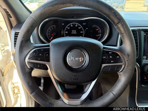 Used 2018 Jeep Grand Cherokee Laredo RWD image 14