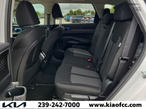 New 2026 Kia Sorento LX FWD image 11