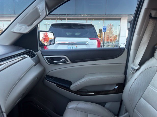 Used 2016 GMC Yukon XL Denali w/ Open Road Package AWD/4WD image 10