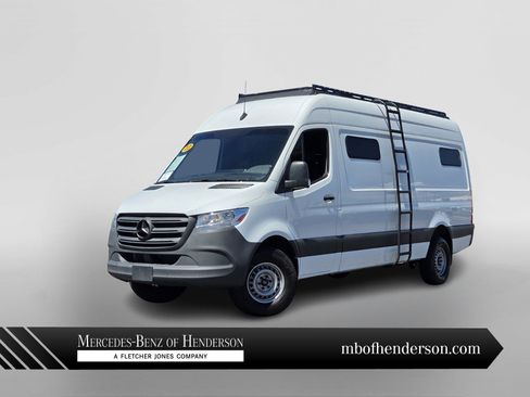 Used 2023 Mercedes-Benz Sprinter 2500 image 1