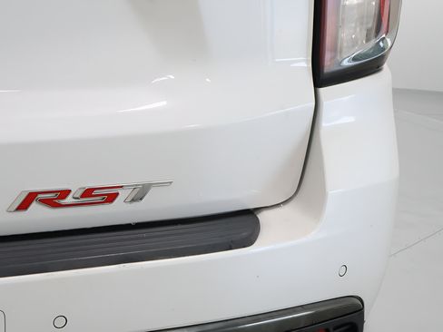 Used 2022 Chevrolet Tahoe RST w/ Luxury Package AWD/4WD image 38