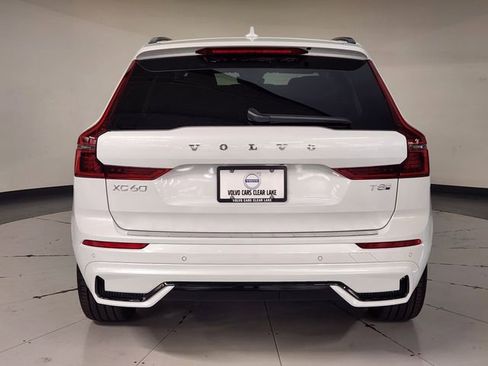 New 2026 Volvo XC60 T8 Ultra w/ Protection Package Premier AWD/4WD image 10