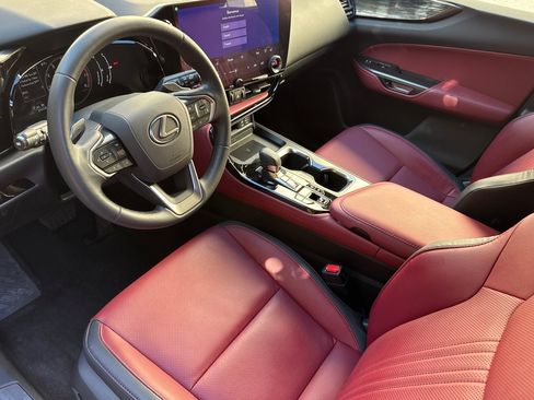 Certified 2023 Lexus NX 350 AWD image 4