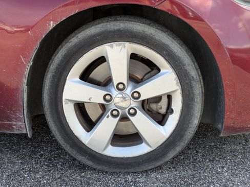 Used 2015 Dodge Dart SXT FWD image 11