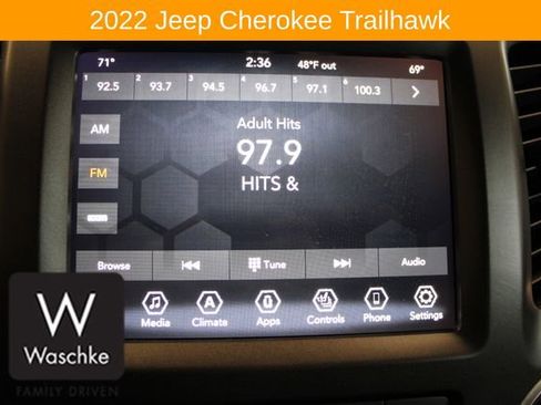 Used 2022 Jeep Cherokee Trailhawk image 48