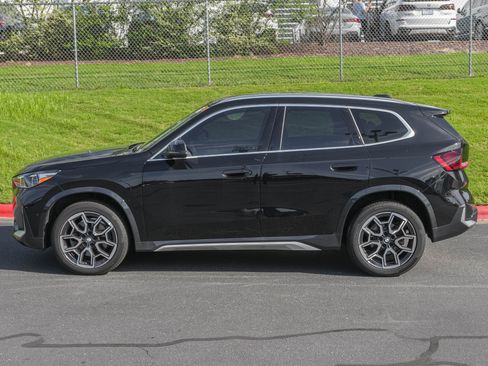 Used 2025 BMW X1 xDrive28i w/ Convenience Package AWD/4WD image 6