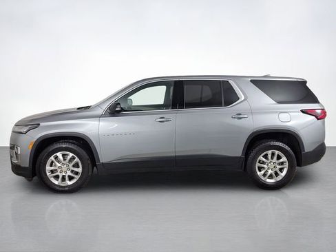 Used 2023 Chevrolet Traverse LS image 6