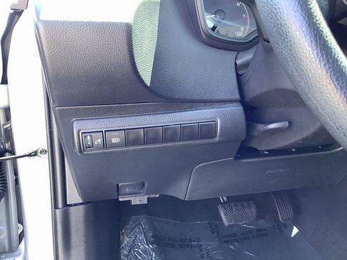 Used 2023 Toyota Corolla LE image 15