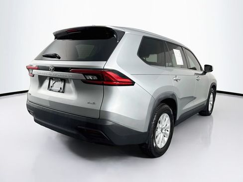 Used 2024 Toyota Grand Highlander FWD image 10