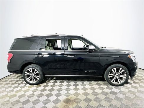 Used 2021 Ford Expedition Platinum image 2