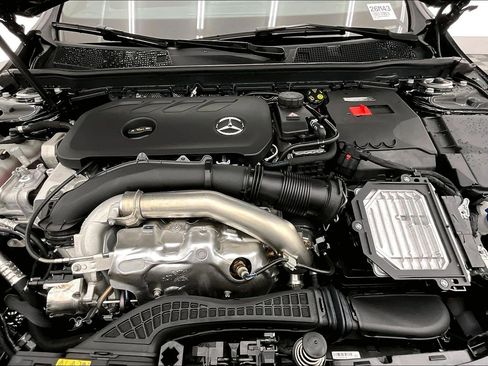 Used 2026 Mercedes-Benz CLA 250 image 9