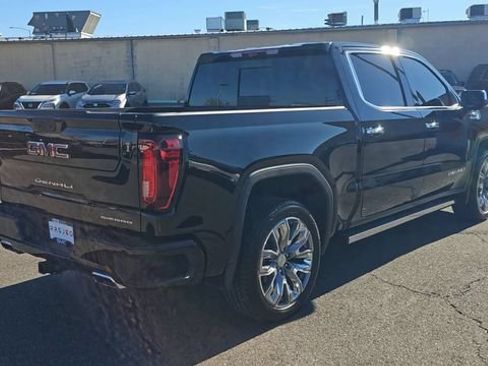 Used 2026 GMC Sierra 1500 Denali w/ Denali Reserve Package AWD/4WD image 9